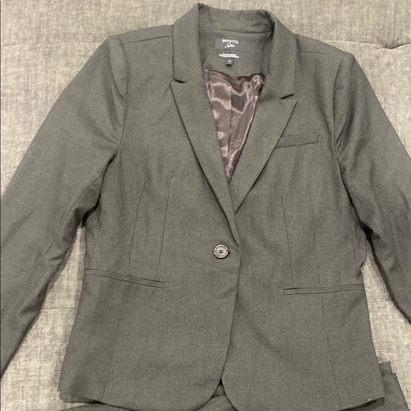 RW&CO. Jackets & Blazers - RW&CO. Charcoal Women's Suit Jacket